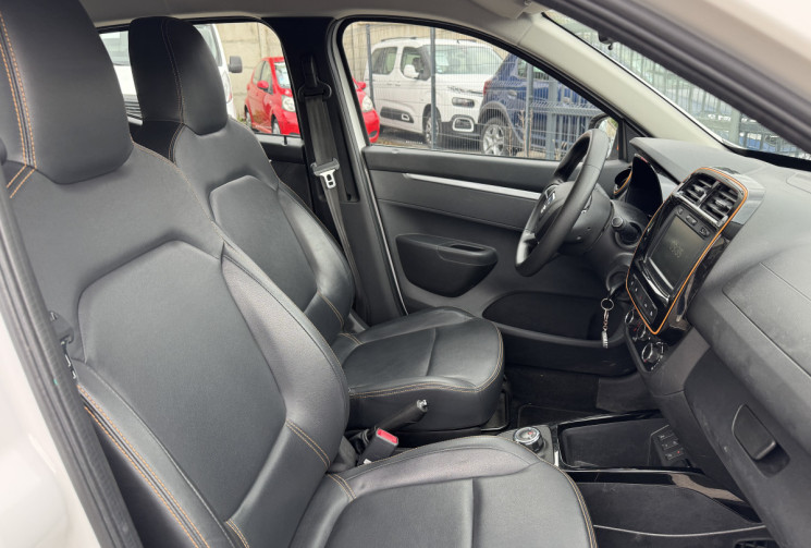 Dacia Spring  Confort + / PREMIERE MAIN 
