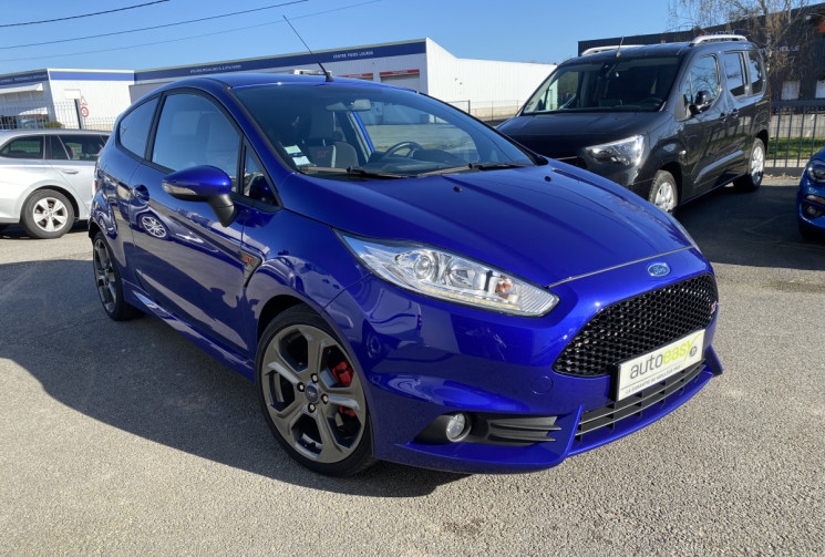 Ford Fiesta IV 1.6 EcoBoost 182 CV ST 3p