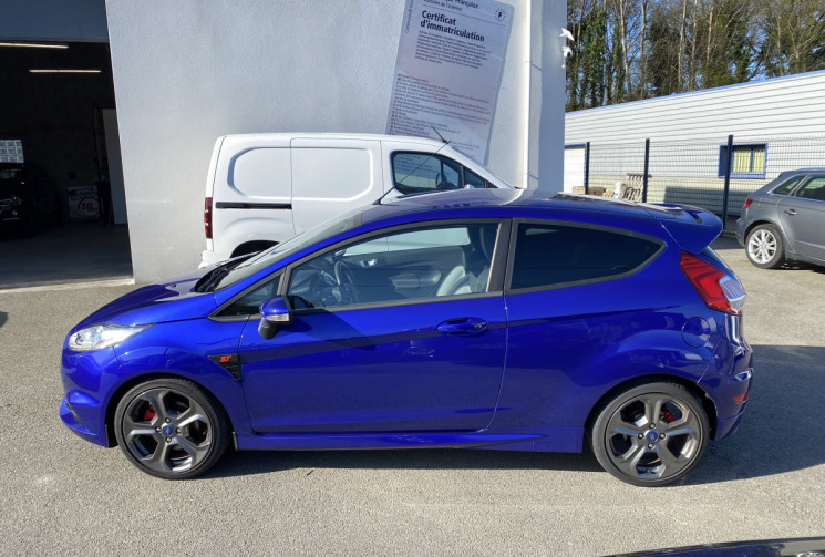 Ford Fiesta IV 1.6 EcoBoost 182 CV ST 3p