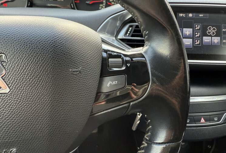 Peugeot 308 1.6 BlueHDi 120 ALLURE/ DISTRIBUTION NEUVE