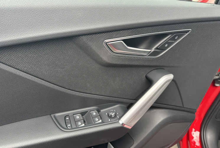Audi Q2 35 TFSI 1.5  S-Tronic7 150 S LINE ADVANCED / VIRTUAL COCKPIT