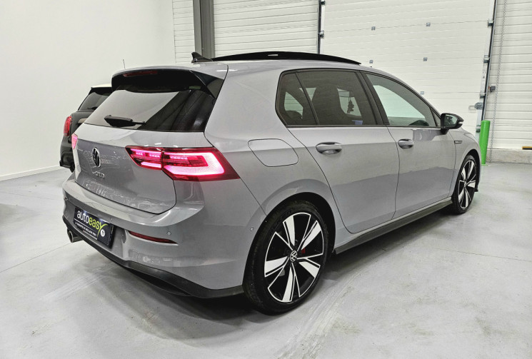 Volkswagen Golf 8 gtd 2.0 200 cv dsg / harman kardon / HUD / TO