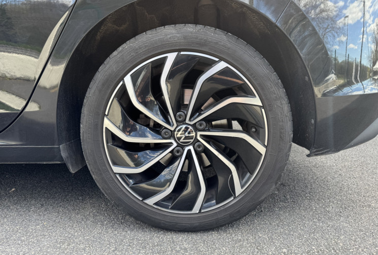 Volkswagen Golf Vlll ( 8 ) 2.0 TDI 150 LIFE BUSINESS DSG7 * SIEGES ET VOLANT CHAUFFANTS * GARANTIE 