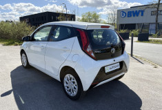 Toyota Aygo 72 cv X-play 1.0 VVT-i * Carplay * Caméra * Chaine de Distribution * Garantie Toyota
