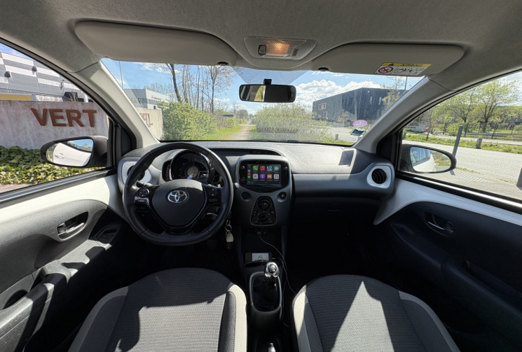 Toyota Aygo 72 cv X-play 1.0 VVT-i * Carplay * Caméra * Chaine de Distribution * Garantie Toyota