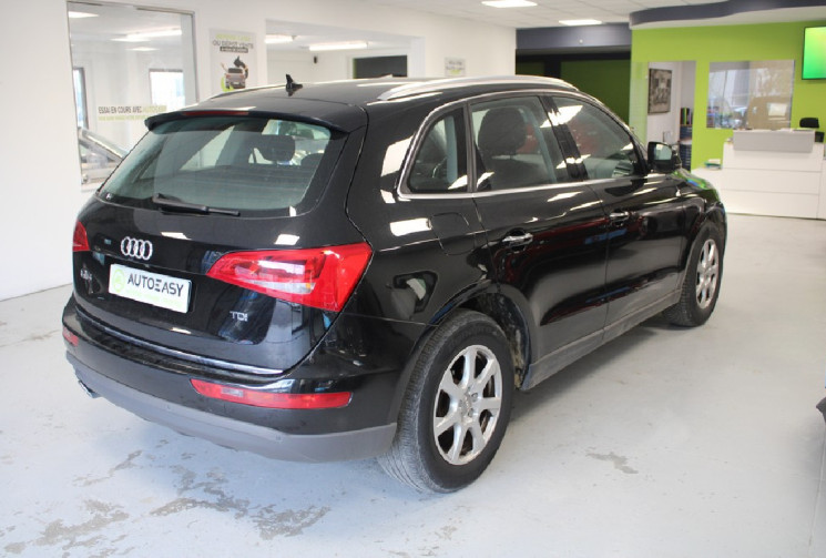 Audi Q5 2.0 l Tdi 150 CV  attelage d origine VAG