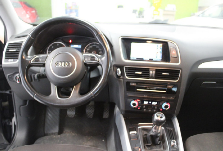 Audi Q5 2.0 l Tdi 150 CV  attelage d origine VAG