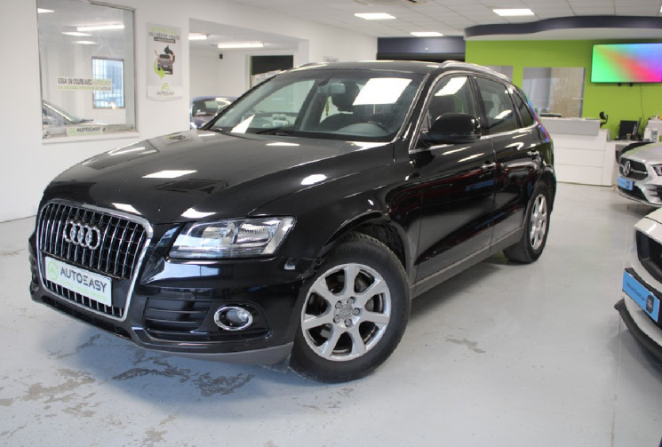 Audi Q5 2.0 l Tdi 150 CV  attelage d origine VAG