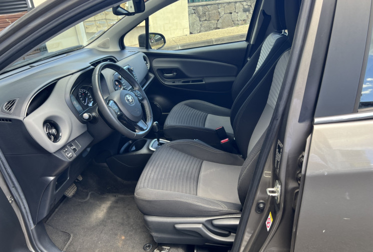 Toyota Yaris  3 Phase 3  1.5 VVTi HSD Hybrid 100h E-CVT 75 cv COLLECTION