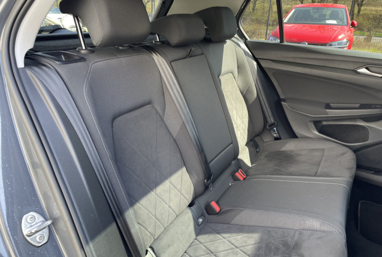 Volkswagen Golf  2.0 TDI SCR 150 ch Style 1st DSG7/Apple CarPlay/Travel assist/ Siège ergo