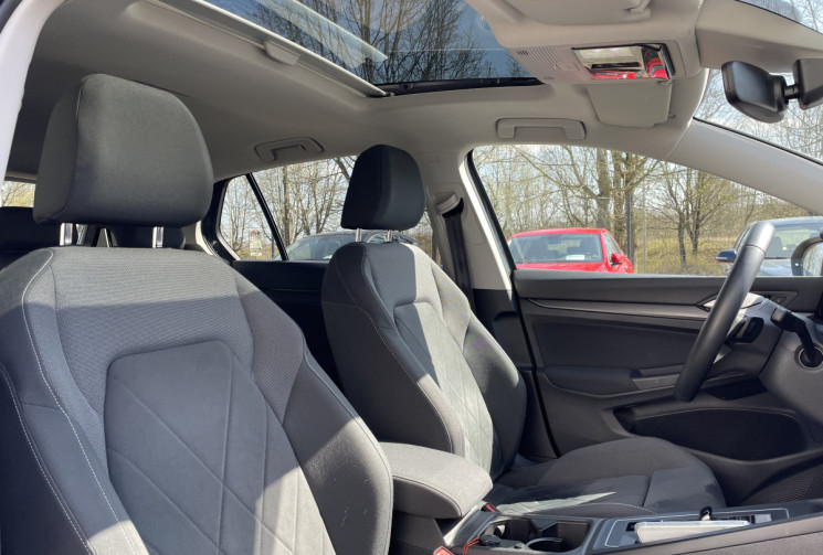 Volkswagen Golf  2.0 TDI SCR 150 ch Style 1st DSG7/Apple CarPlay/Travel assist/ Siège ergo
