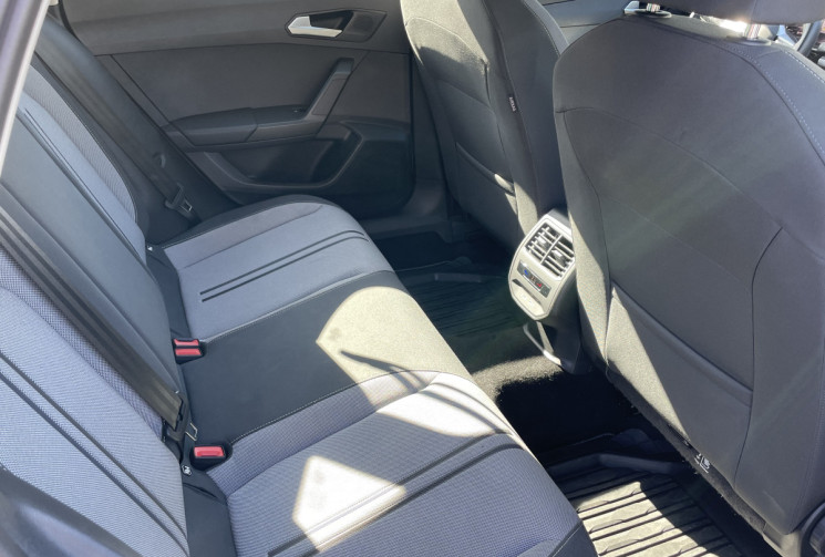 SEAT Leon 1.0 TSI 110 S&S BVM6 Style Business *Avec Virtual Cockpit*