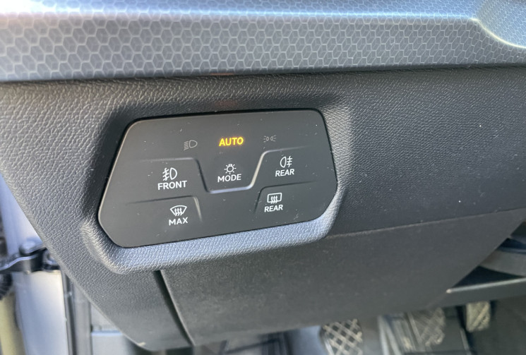 SEAT Leon 1.0 TSI 110 S&S BVM6 Style Business *Avec Virtual Cockpit*
