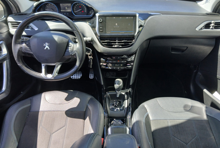 Peugeot 2008 1.2 PURE TECH 110 CROSSWAY 