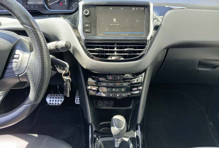 Peugeot 2008 1.2 PURE TECH 110 CROSSWAY 