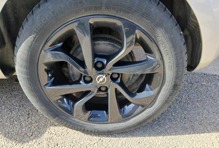 Opel Corsa  1.4 i 16V 90 ENJOY