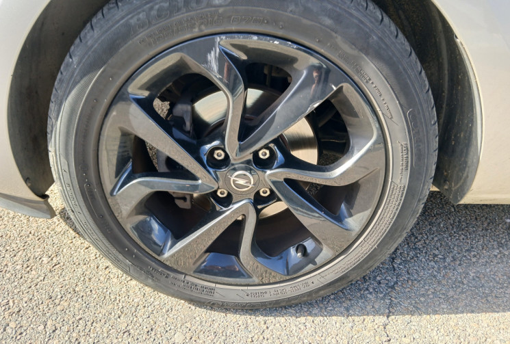Opel Corsa  1.4 i 16V 90 ENJOY
