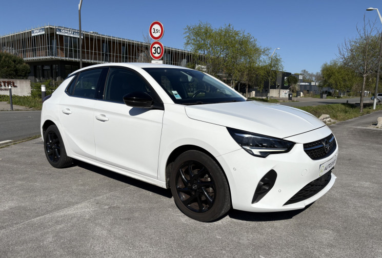 Opel Corsa Elégance 1.2 i 75 cv S&S * Caméra * Carplay * Clim * Distribution faite en 11/2023
