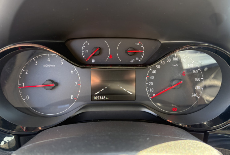 Opel Corsa Elégance 1.2 i 75 cv S&S * Caméra * Carplay * Clim * Distribution faite en 11/2023