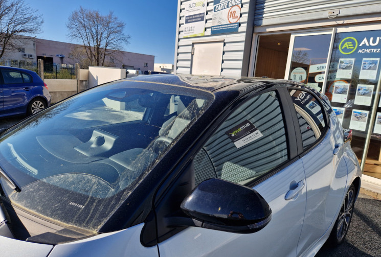 Toyota Yaris 116h COLLECTION 5p