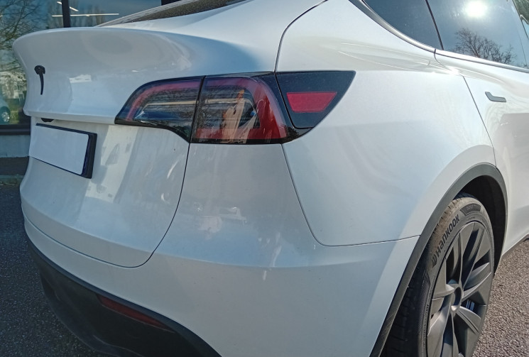 Tesla Model Y Standard RWD 