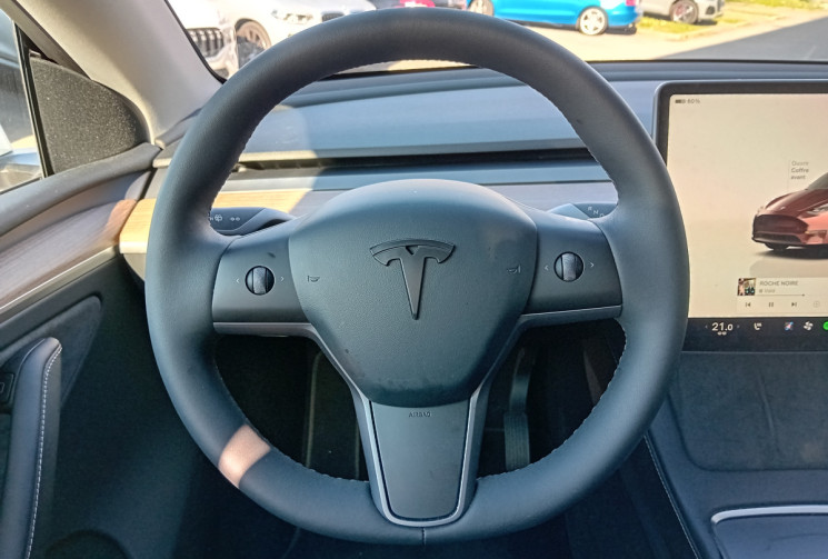 Tesla Model Y Standard RWD 