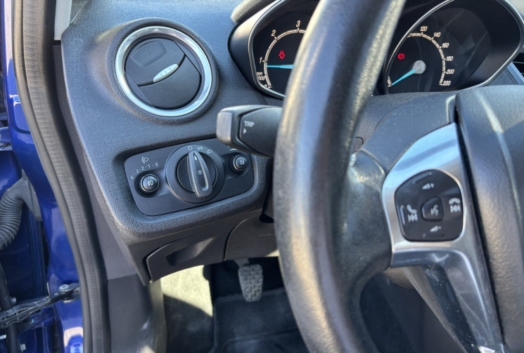 Ford Fiesta 1.5 TDCI 75 Ch EDITION