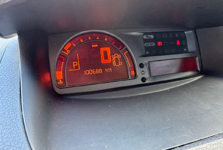 Renault MODUS 1.6 i 16V 113 cv Boîte auto VENTE A MARCHAND UNIQUEMENT 