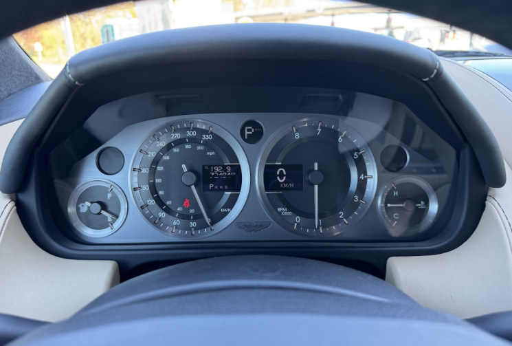 Aston Martin DB9 V12 5.9L Touchtronic2
