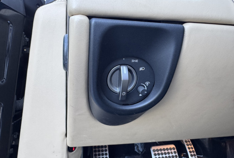 Aston Martin DB9 V12 5.9L Touchtronic2