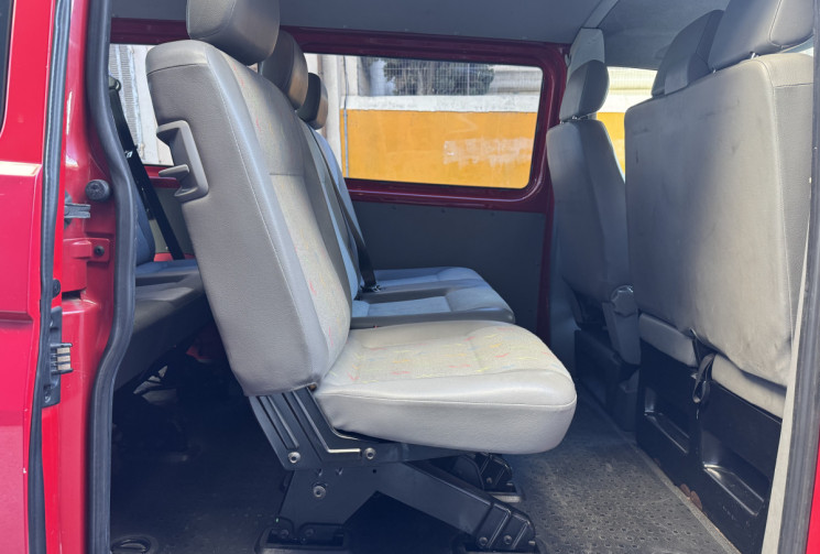 Volkswagen TRANSPORTER T5 combi 1.9 tdi 102 cv / 9 places 