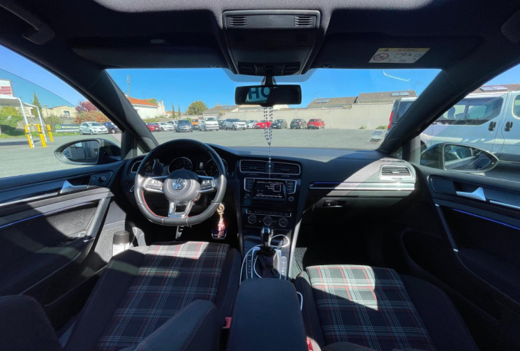 Volkswagen Golf  GTI 2.0 TFSI 16V 220  - TRES BON ETAT - GARANTIE 12 MOIS 