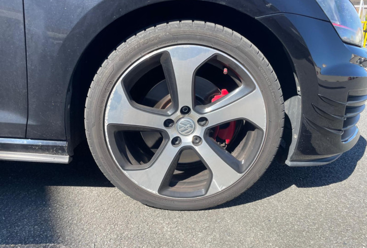 Volkswagen Golf  GTI 2.0 TFSI 16V 220  - TRES BON ETAT - GARANTIE 12 MOIS 
