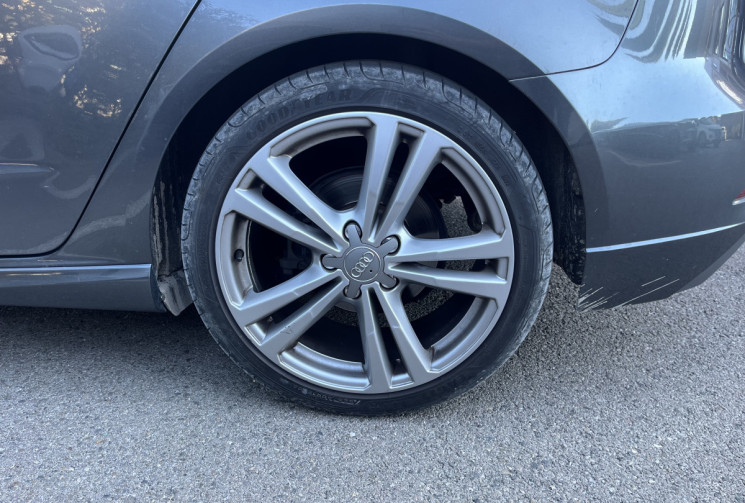 Audi A3 Sportback III 2.0 TDI 150ch S line / Suivi Audi / Très bon état