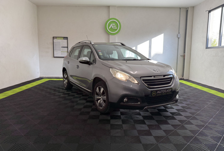 Peugeot 2008 1.6 e-HDi 92cv FAP Allure / Kit Distribution neuve / Suivi entretien complet Peugeot