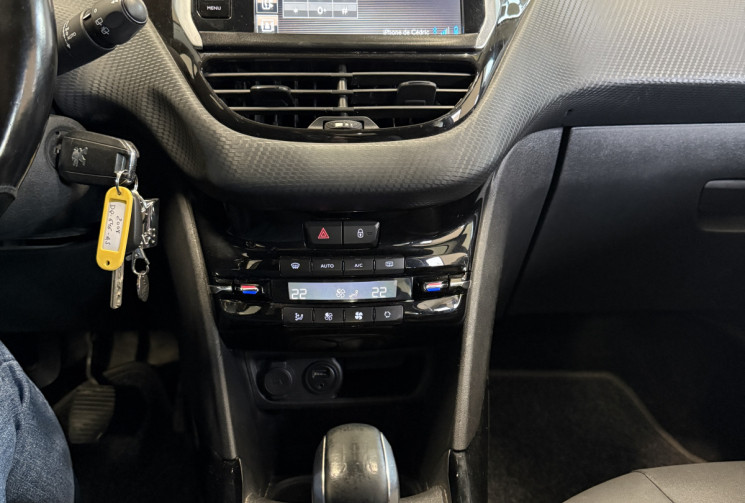 Peugeot 2008 1.6 e-HDi 92cv FAP Allure / Kit Distribution neuve / Suivi entretien complet Peugeot