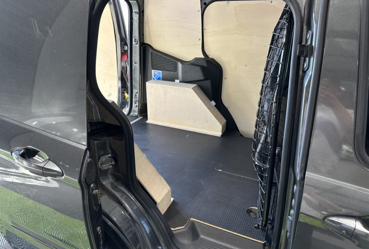 Ford COURRIER Transit Courier 1.5 TDCI 100 ch Titanium