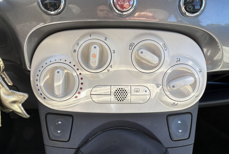 FIAT 500 LOUNGE 69cv 1.2 MPI * Toit Panoramique * Distribution 04/2025 * Roue de secours