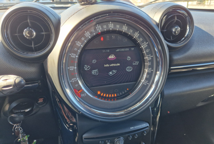 Mini Countryman Cooper SD 143ch Red Hot Chili