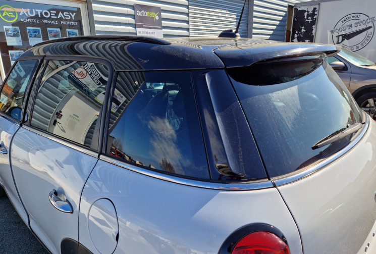 Mini Countryman Cooper SD 143ch Red Hot Chili