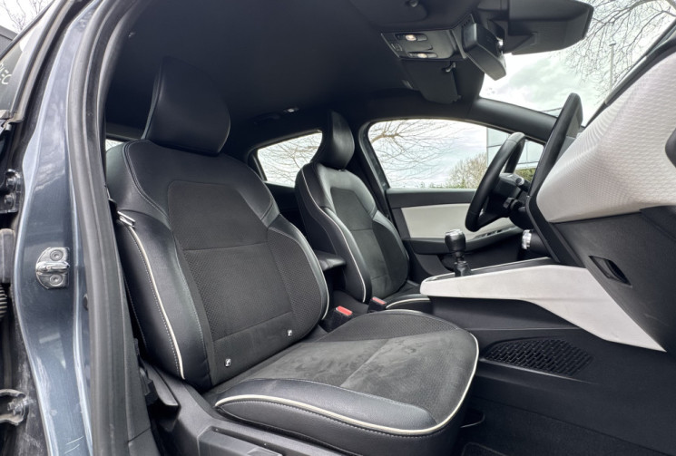 Renault CLIO V 1.0 TCE 90 INTENS * ENTRETIEN A JOUR * ECRAN 9.3 CARPLAY