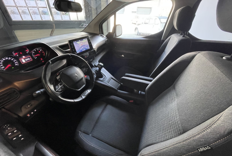 Peugeot Rifter GT Line  BlueHDi 130ch S&S Standard ( Caméra de recul + Carplay) 