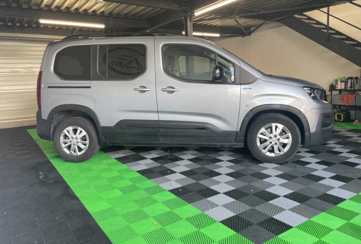 Peugeot Rifter GT Line  BlueHDi 130ch S&S Standard ( Caméra de recul + Carplay) 