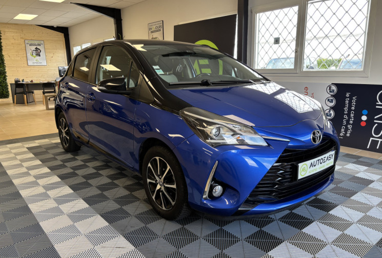 Toyota Yaris 3 PHASE 3 1.5 VVTI 110 COLLECTION / TOIT PANORAMIQUE / SUIVI TOYOTA