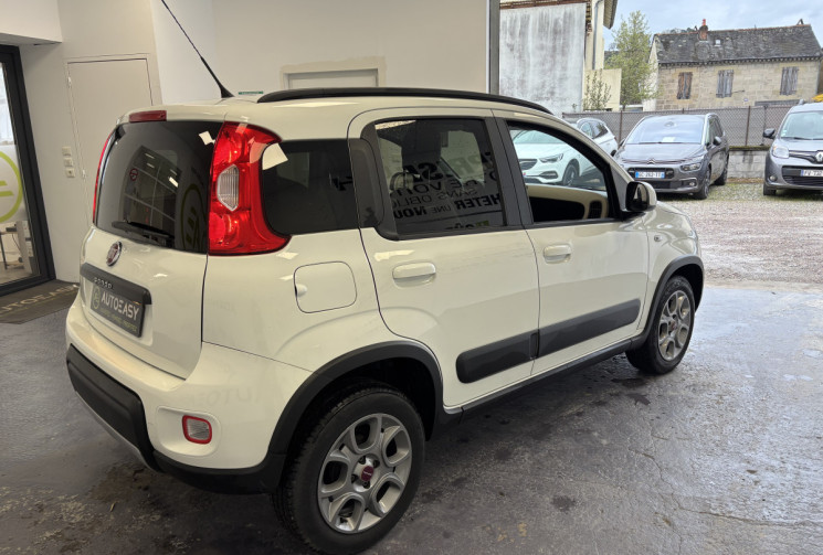 FIAT Panda 4x4 III 0.9 8v TwinAir 85ch S&S Trekking REVISION A JOUR/PNEUS AVANT NEUFS/GARANTIE 12M