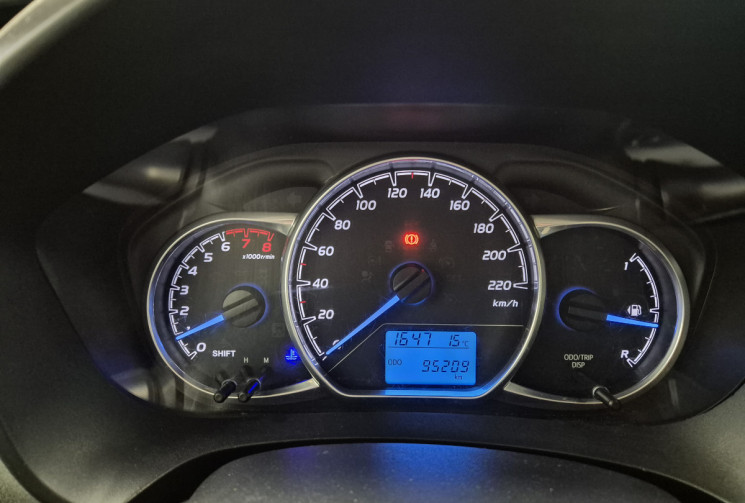 Toyota Yaris 1.5 VVT-i 110 France NAV MY19
