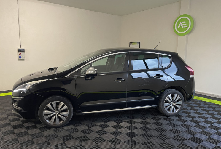Peugeot 3008 1.2 Puretech 130cv Active + Toit Panoramique + Attelage / Distribution à jour