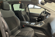 Peugeot 3008 1.2 Puretech 130cv Active + Toit Panoramique + Attelage / Distribution à jour