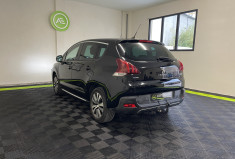 Peugeot 3008 1.2 Puretech 130cv Active + Toit Panoramique + Attelage / Distribution à jour