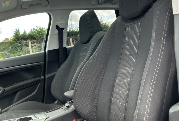 Peugeot 308 SW 1.6l  BlueHDI ALLURE EAT6 Toit panoramique